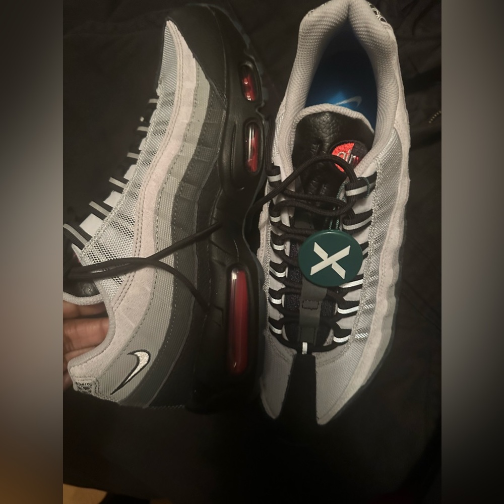 Light gray and black air max , clean, never been worn